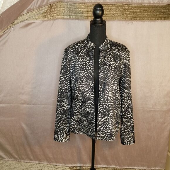 ANIMAL PRINT Black with Ivory Nehru Collar Jacket with Red Owl Lining - Picture 2 of 10